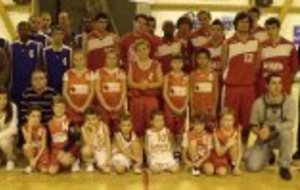 L'école de basket à l'honneur 