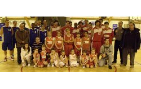 L'école de basket à l'honneur 